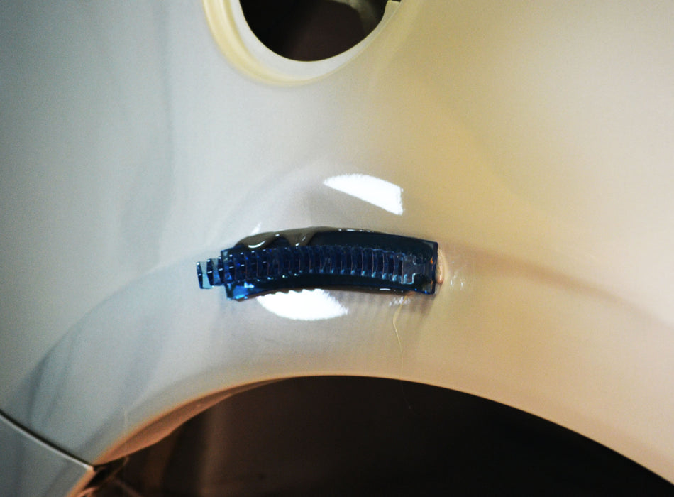 Centipede® Curved 12.5 x 150 mm Blue Flexible Crease Glue Tab